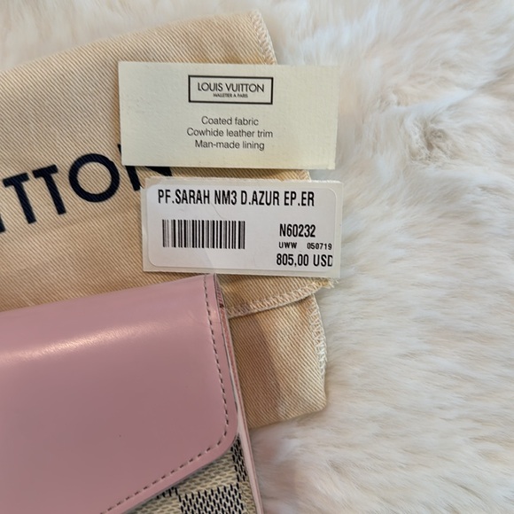 Authentic Louis Vuitton wallet - Picture 3 of 3